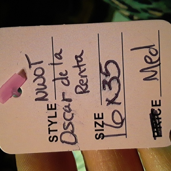 NWOT Medium Oscar De La Renta Feminine And Girly Two-piece Lingerie Set - Picture 11 of 14